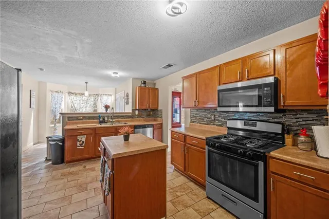 $395,000 | 112 Bellington Drive, McDonough, GA 30253