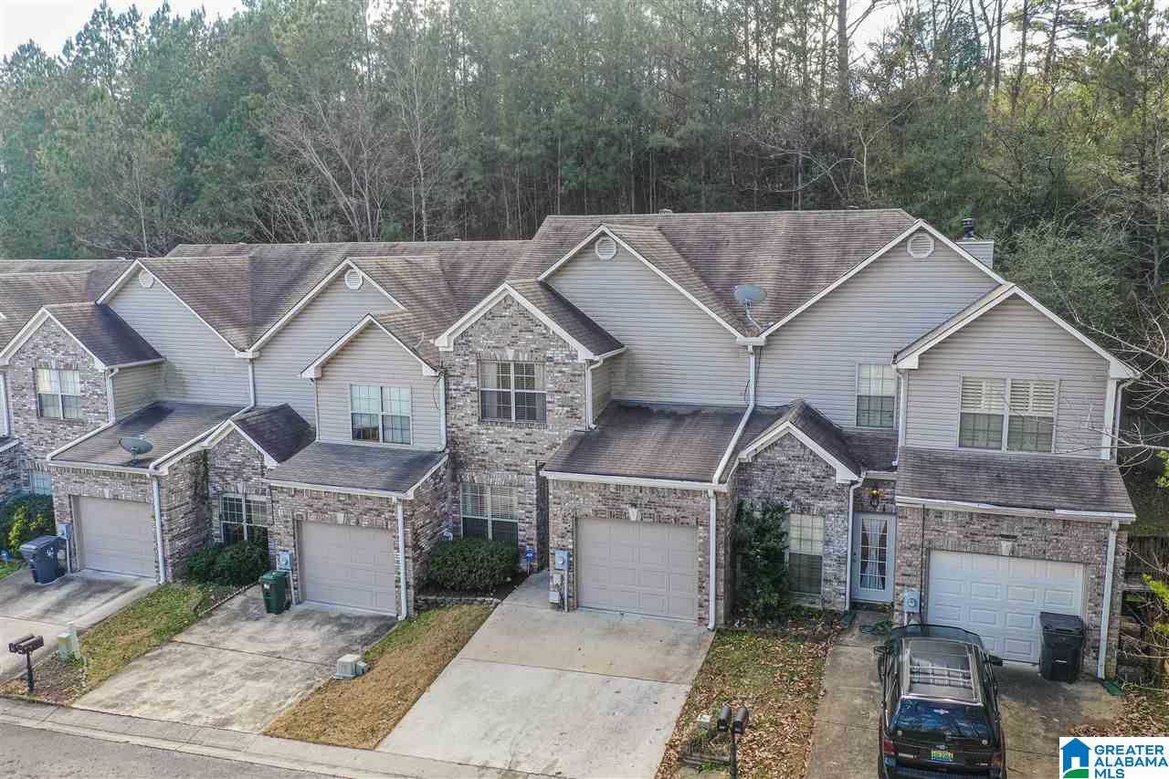 545 Hackberry Ridge Trace Birmingham, AL 35226 - Photo 3 of 30