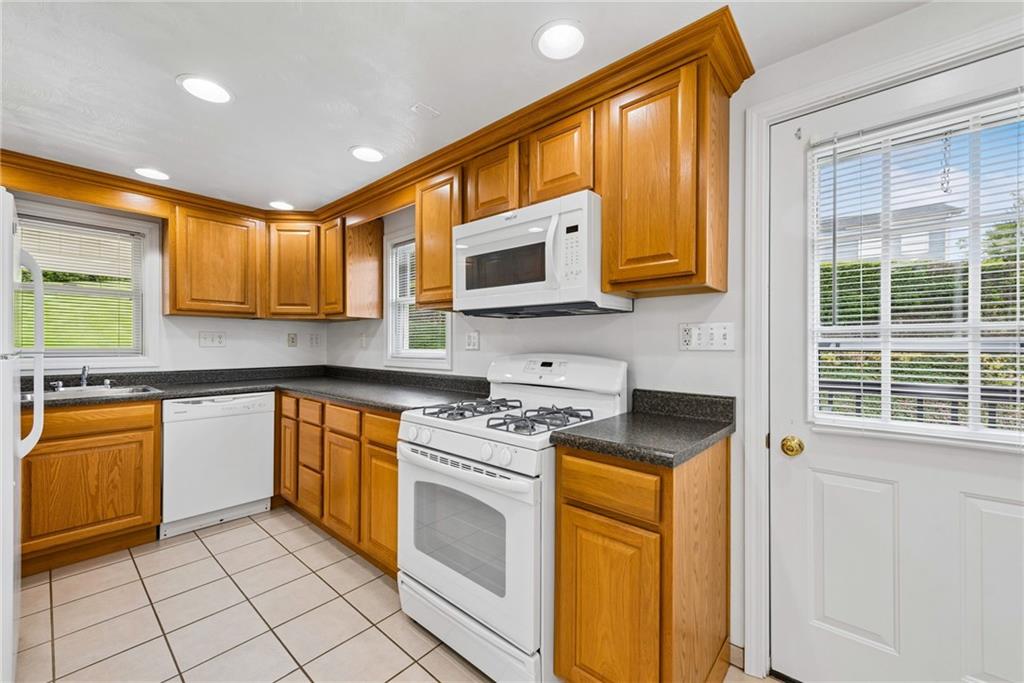 13400 Ridge Road Irwin, PA 15642 - Photo 7 of 31