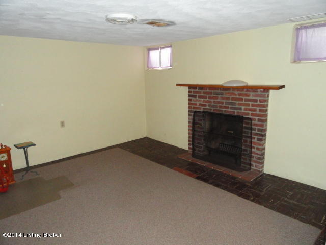 8801 Charing Cross Road Louisville, KY 40222 - Photo 15 of 17 DSC02088