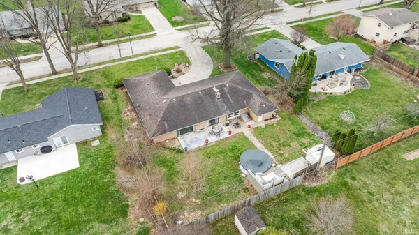 $281,000 | 1426 Lakewood Drive, Fort Wayne, IN 46819