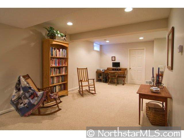 84 Castle Ridge Court Chanhassen, MN 55317 - Photo 8 of 10