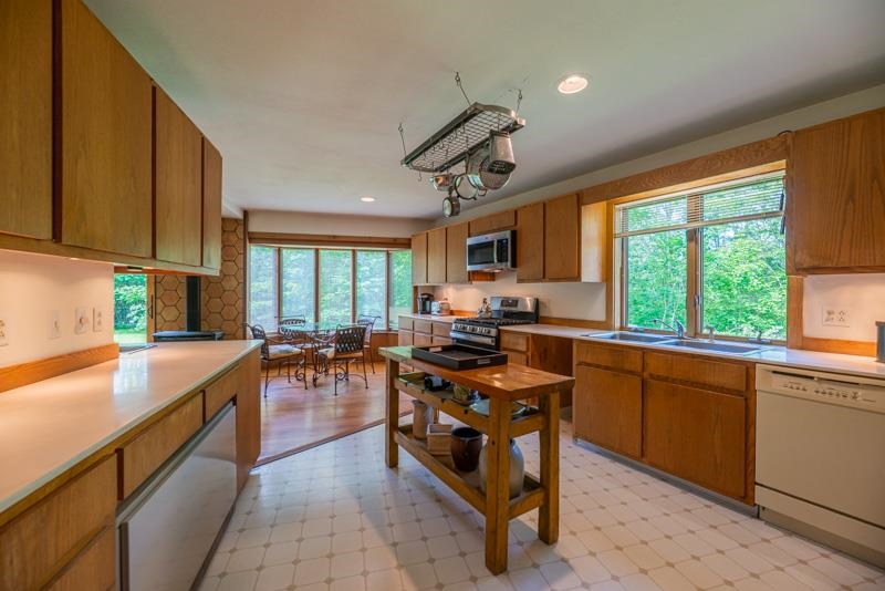 55 Uphill Road Landgrove, VT 05148 - Photo 9 of 41