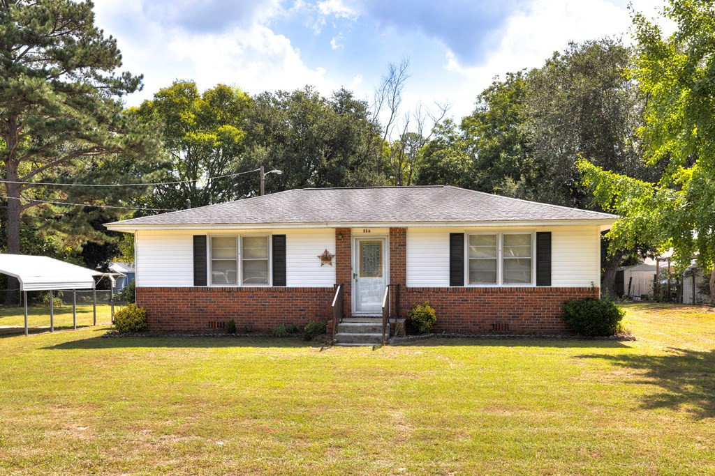 527 Georgetown Avenue Sumter, SC 29154 - Photo 2 of 30 Gallery Image 2