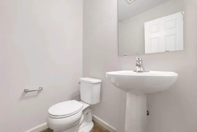 $329,900 | 905 Vly Vw Court, Marshall, MI 49068