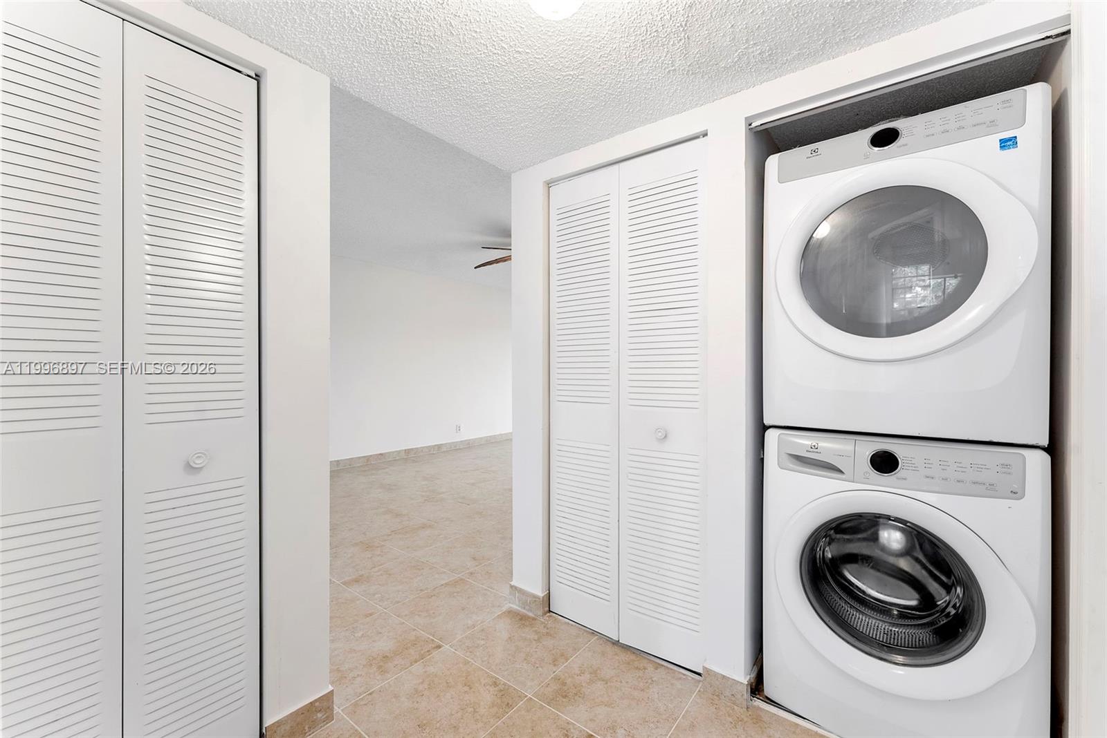 Windwood Boca Raton, FL 33431 - Photo 13 of 27