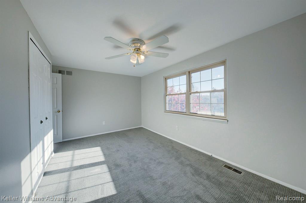 22364 Mill Road Novi, MI 48375 - Photo 32 of 61
