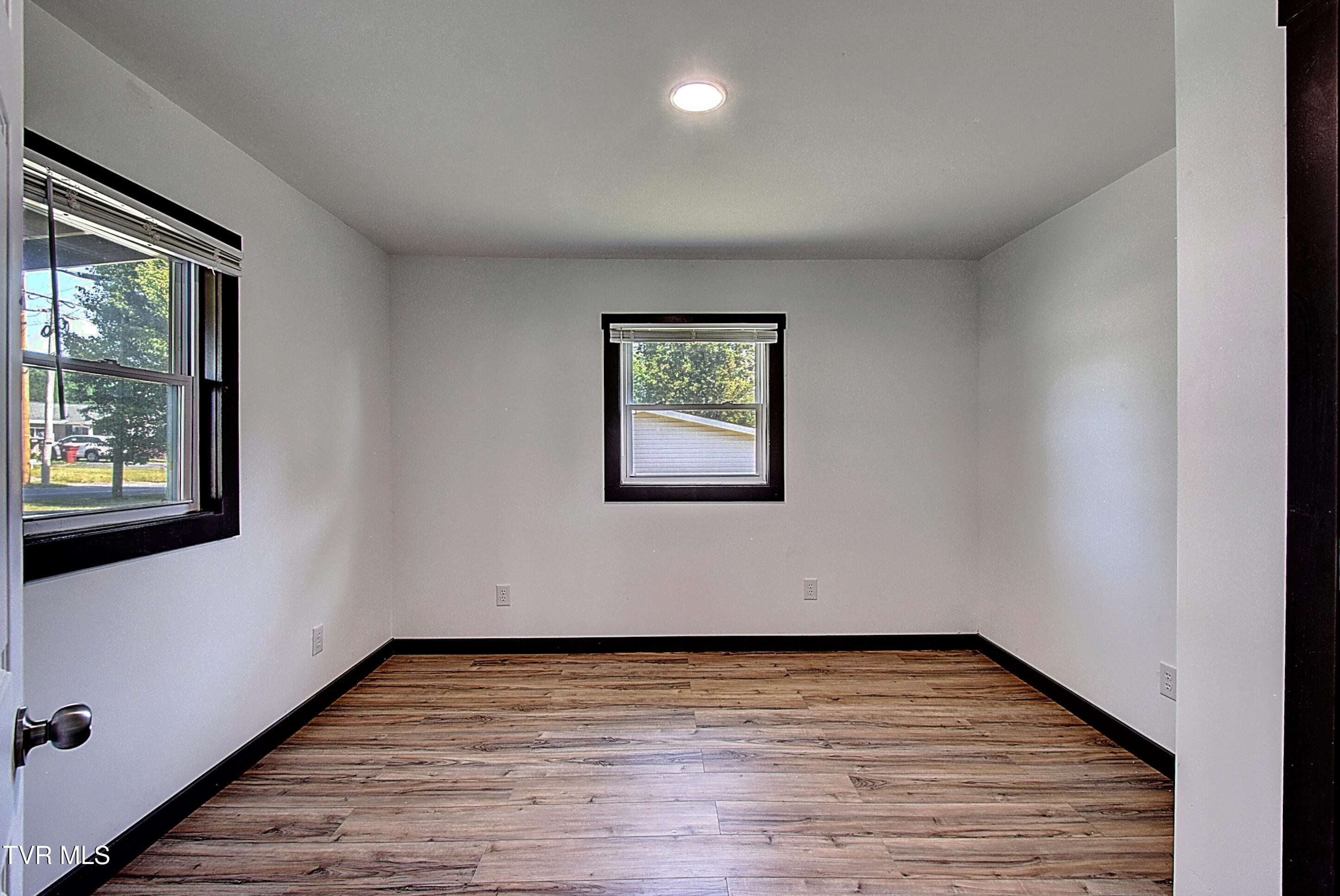 124 Fairridge Road Johnson City, TN 37604 - Photo 25 of 38 24