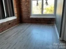 $1,300 | 201 South Hoskins Road, Charlotte, NC 28208