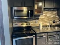 201 South Hoskins Road Charlotte, NC 28208 - Photo 4 of 12