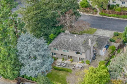 $4,498,000 | 999 Hayman Place, Los Altos, CA 94024