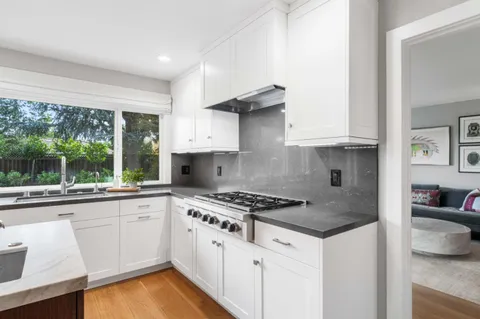 $4,498,000 | 999 Hayman Place, Los Altos, CA 94024