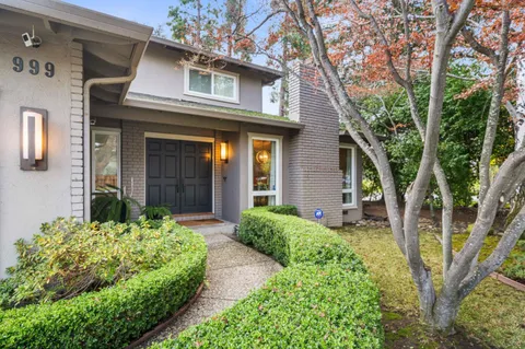 $4,498,000 | 999 Hayman Place, Los Altos, CA 94024