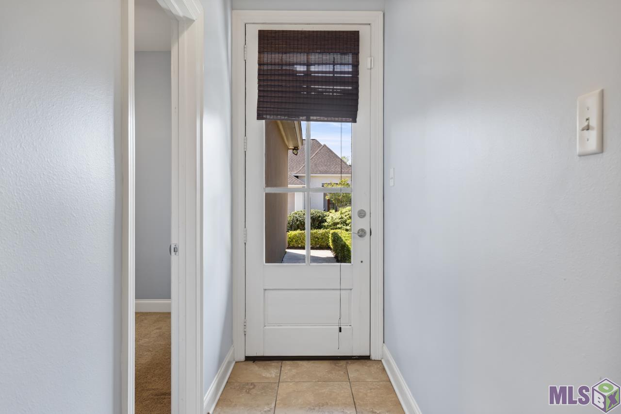 7907 Valencia Court Baton Rouge, LA 70820 - Photo 4 of 20