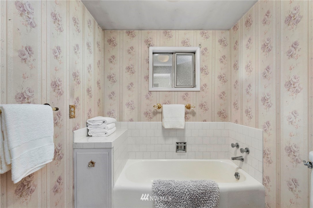 1319 Darling Road Northwest Bremerton, WA 98311 - Photo 26 of 34 Gallery Image 26