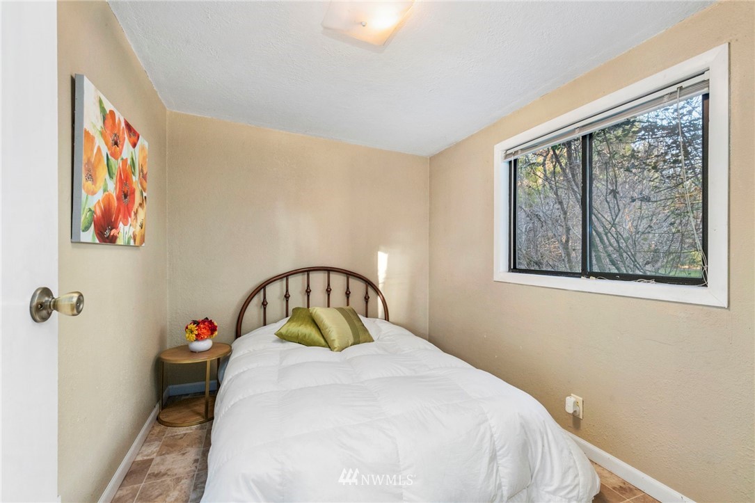 1319 Darling Road Northwest Bremerton, WA 98311 - Photo 33 of 34 Gallery Image 33