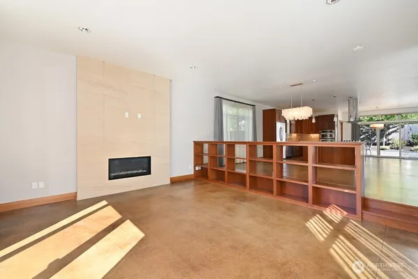 a view of a livingroom with furniture