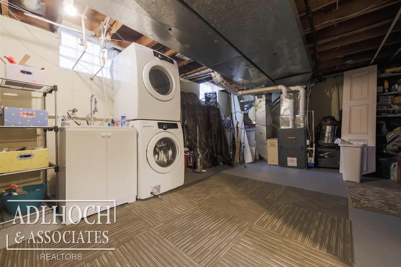 244 Fisher Road Grosse Pointe, MI 48230 - Photo 26 of 32 31338724-27.JPG