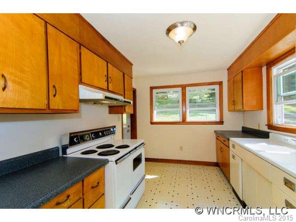 255 Edgewood Road South Asheville, NC 28803 - Photo 8 of 22 Gallery Image 8