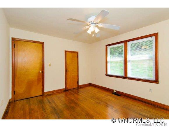 255 Edgewood Road South Asheville, NC 28803 - Photo 10 of 22 Gallery Image 10