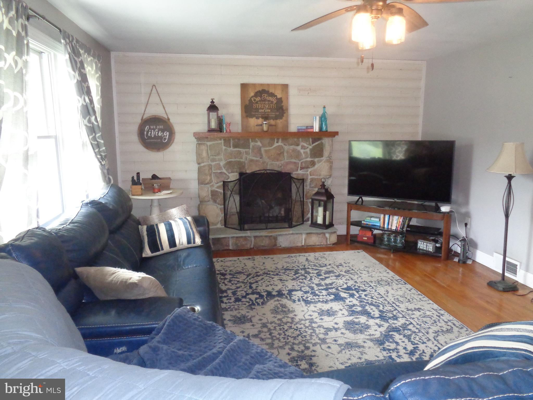 17 Sample Bridge Road Mechanicsburg, PA 17050 - Photo 8 of 26 Gallery Image 8