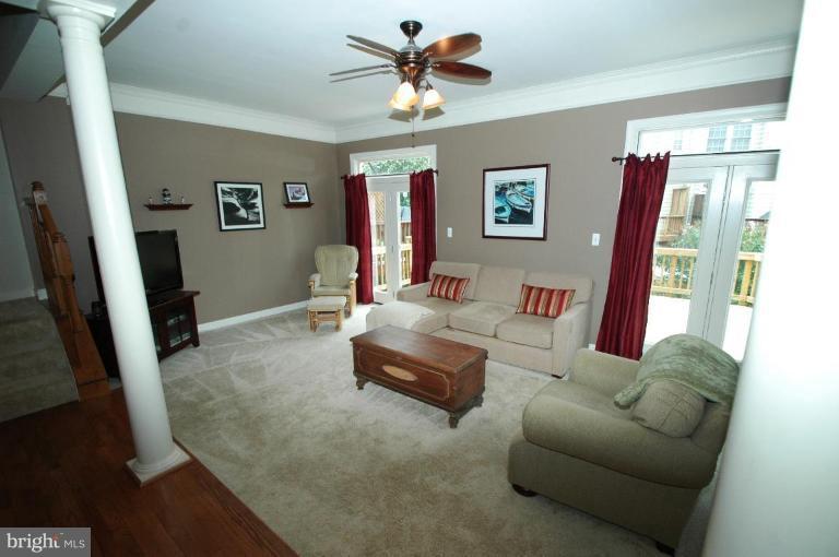 20395 Marguritte Square Sterling, VA 20165 - Photo 2 of 19 Living Room