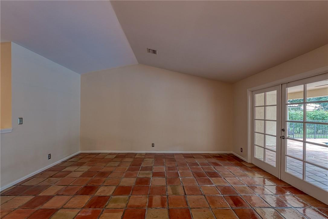 3602 Northwest 24th Avenue Boca Raton, FL 33431 - Photo 18 of 68 Living Room / Vaulted Ceilings