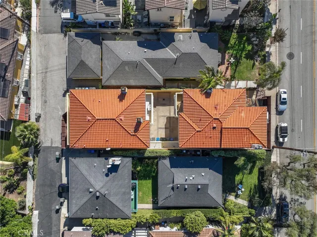 $1,690,911 | 204 North Prospect Avenue, Unit B, Redondo Beach, CA 90277