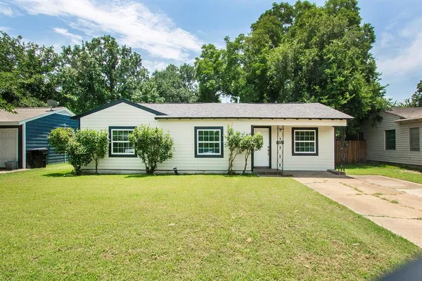 $343,900 | 2502 Helmet Street, Irving, TX 75060