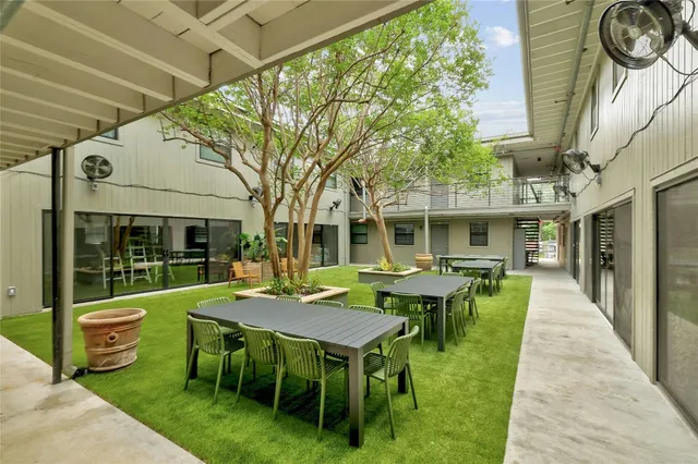 $1,550 | 1915 East Martin Luther King Jr Boulevard, Unit 108, Austin, TX 78702