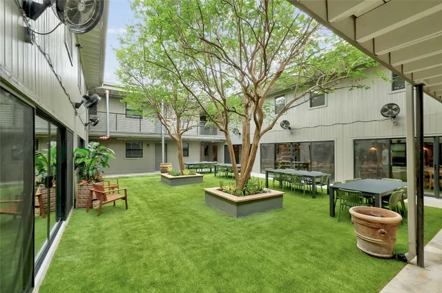 $1,550 | 1915 East Martin Luther King Jr Boulevard, Unit 108, Austin, TX 78702