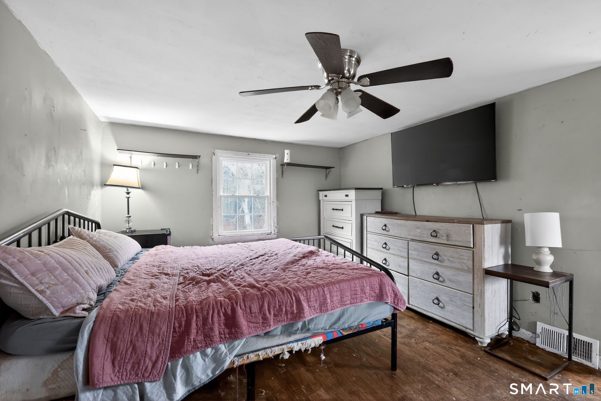 172 Bailey Hill Road Killingly, CT 06239 - Photo 15 of 35 a bedroom with a large bed and a flat tv screen on dresser