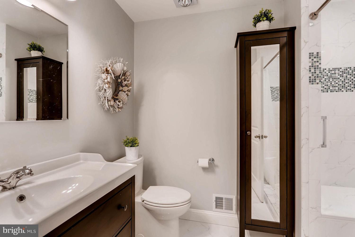 14912 Old York Road Phoenix, MD 21131 - Photo 6 of 27 MODERN HALL BATH W/ RAINSHOWER & HEAT LAMP