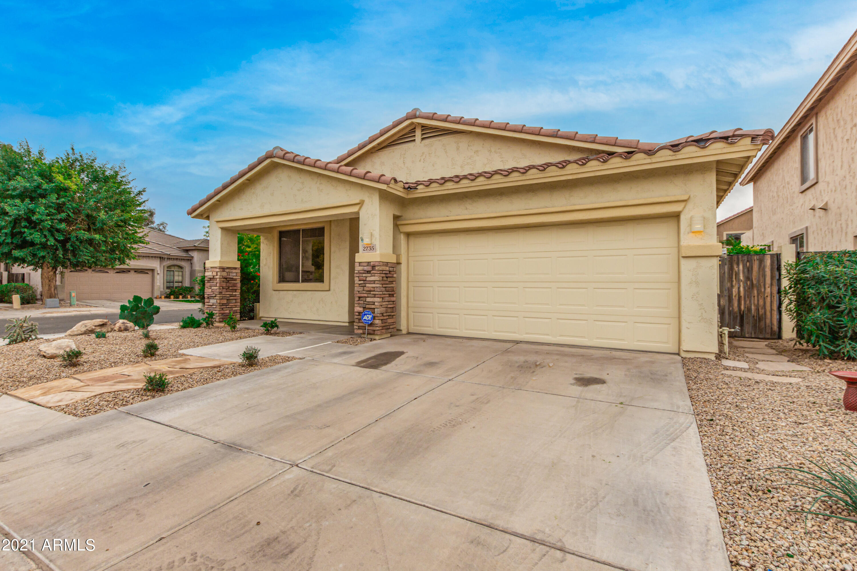 2735 East Carson Road Phoenix, AZ 85042 - Photo 1 of 51 3 - Carson