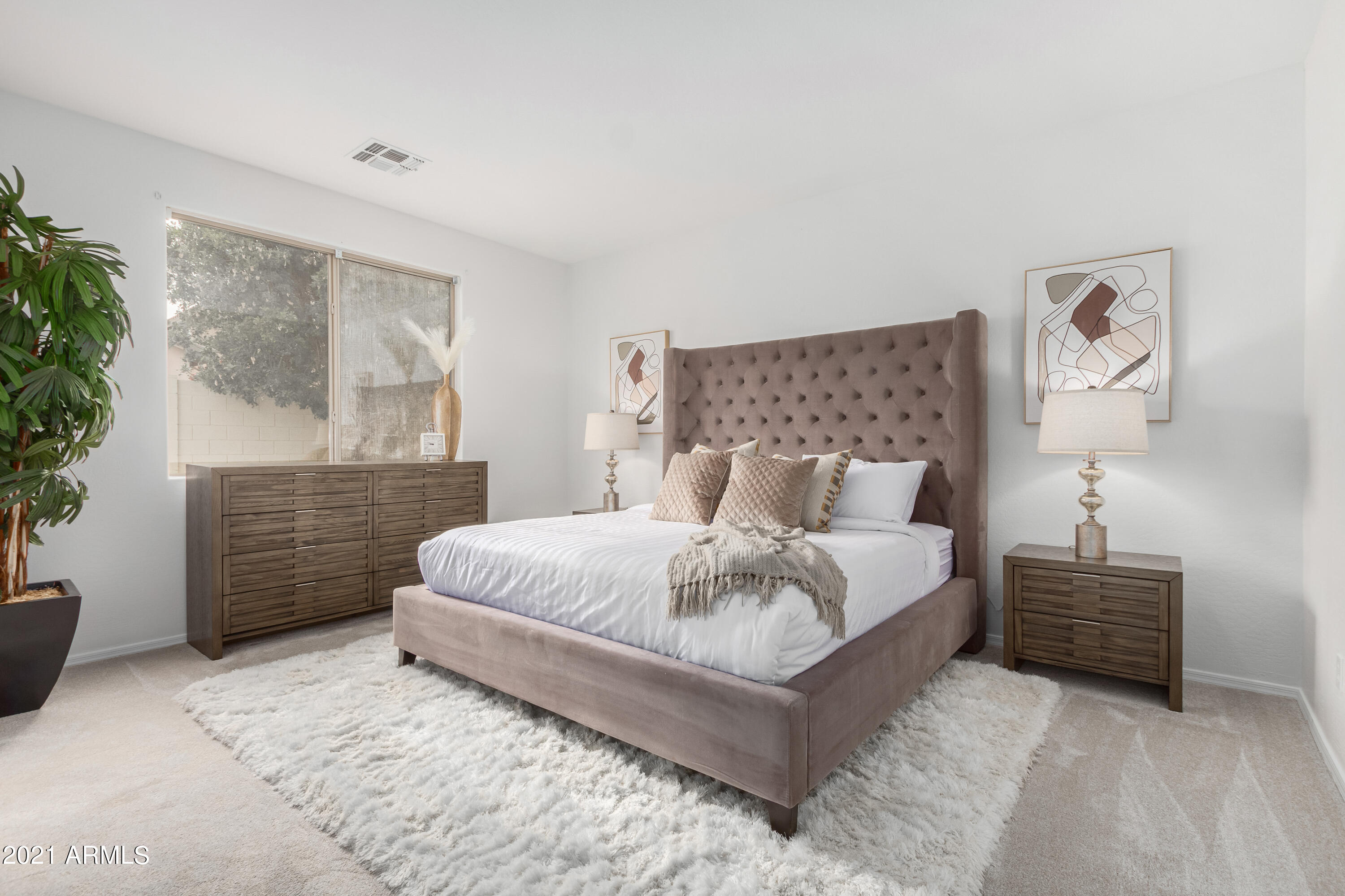 2735 East Carson Road Phoenix, AZ 85042 - Photo 7 of 51 22 - Carson