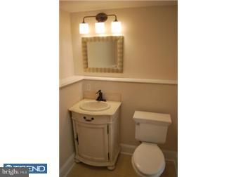 180 Roxborough Avenue Philadelphia, PA 19128 - Photo 4 of 9 Bathroom