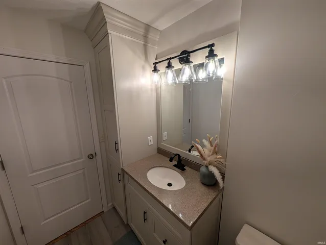 $244,900 | 6 Gail Drive, Vincennes, IN 47591