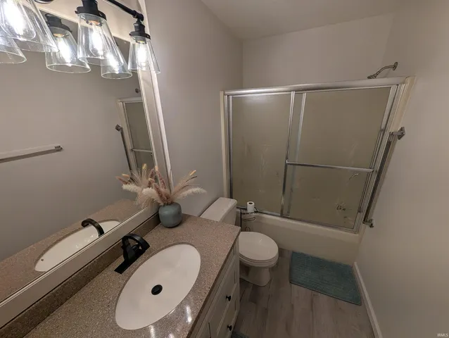 $244,900 | 6 Gail Drive, Vincennes, IN 47591