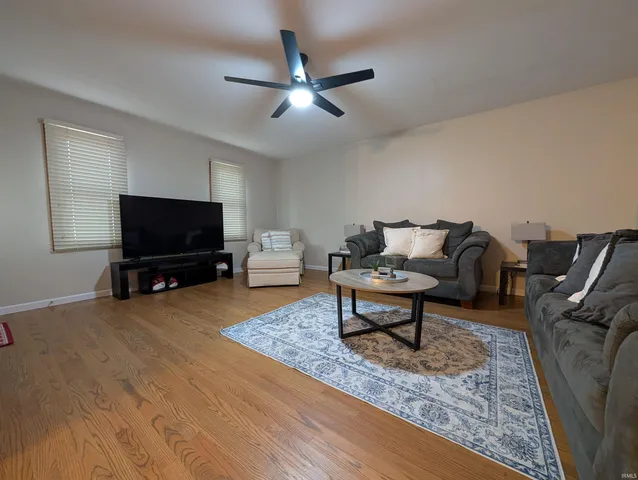 $244,900 | 6 Gail Drive, Vincennes, IN 47591