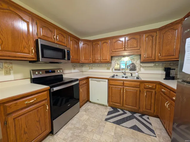 $244,900 | 6 Gail Drive, Vincennes, IN 47591