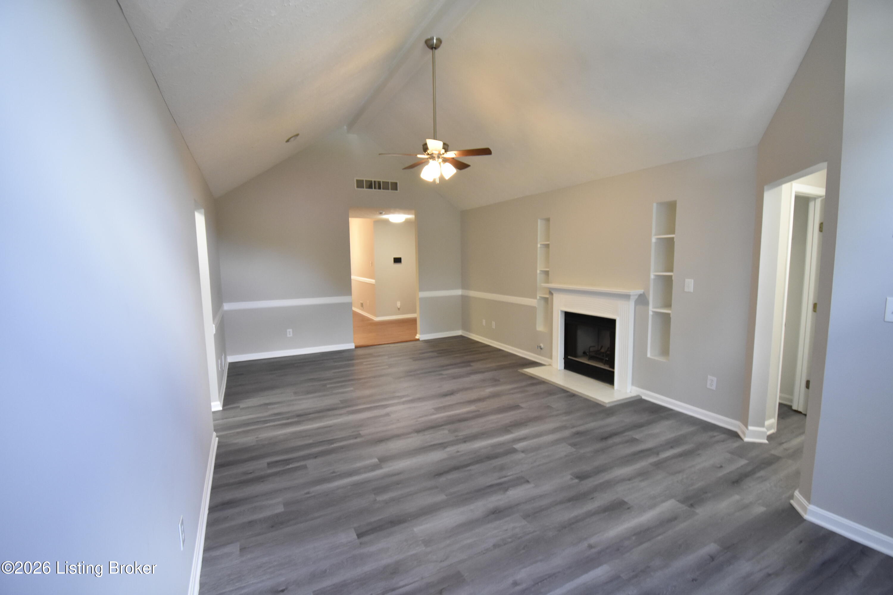 10306 Vantage Road Jeffersontown, KY 40299 - Photo 5 of 29 #5