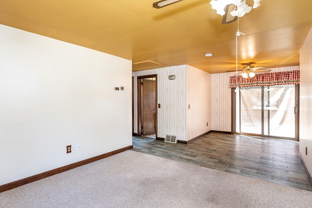 335 Southwick Road Westfield, MA 01085 - Photo 13 of 31 Gallery Image 13