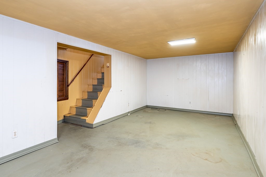 335 Southwick Road Westfield, MA 01085 - Photo 30 of 31 Gallery Image 30