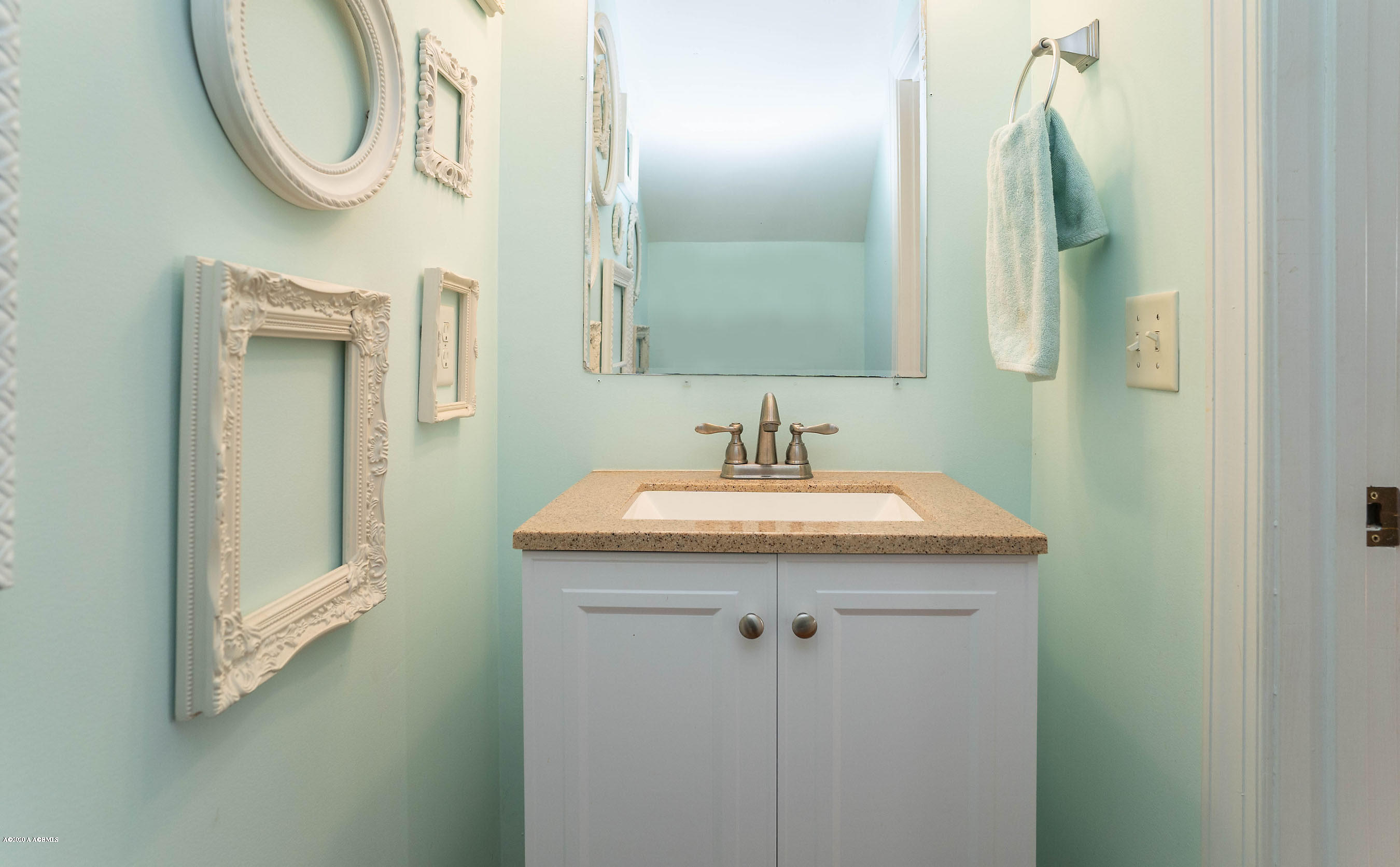 1309 Broad Street Beaufort, SC 29902 - Photo 11 of 29 DSC00080-SMALL