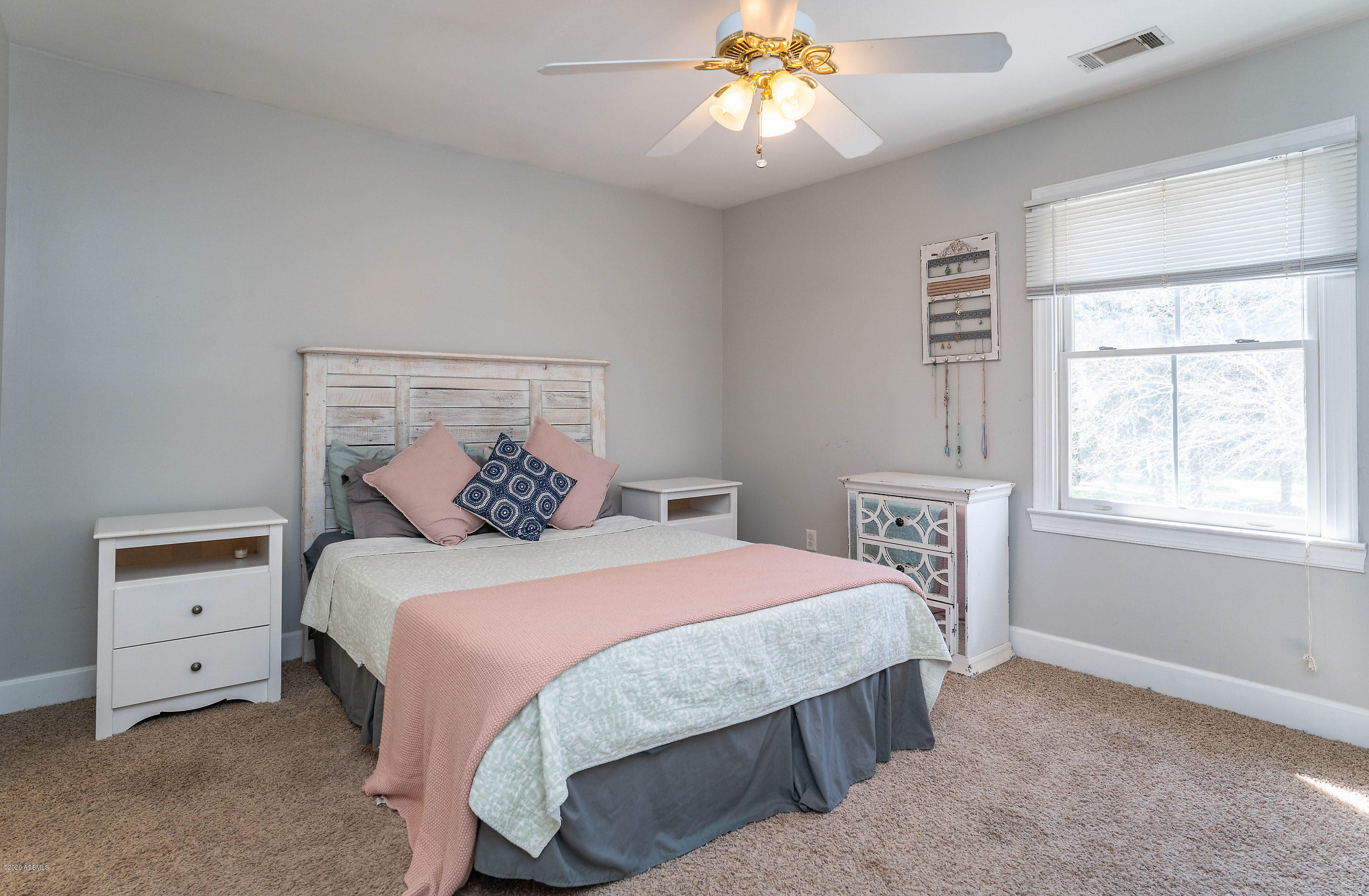 1309 Broad Street Beaufort, SC 29902 - Photo 12 of 29 DSC00081-SMALL
