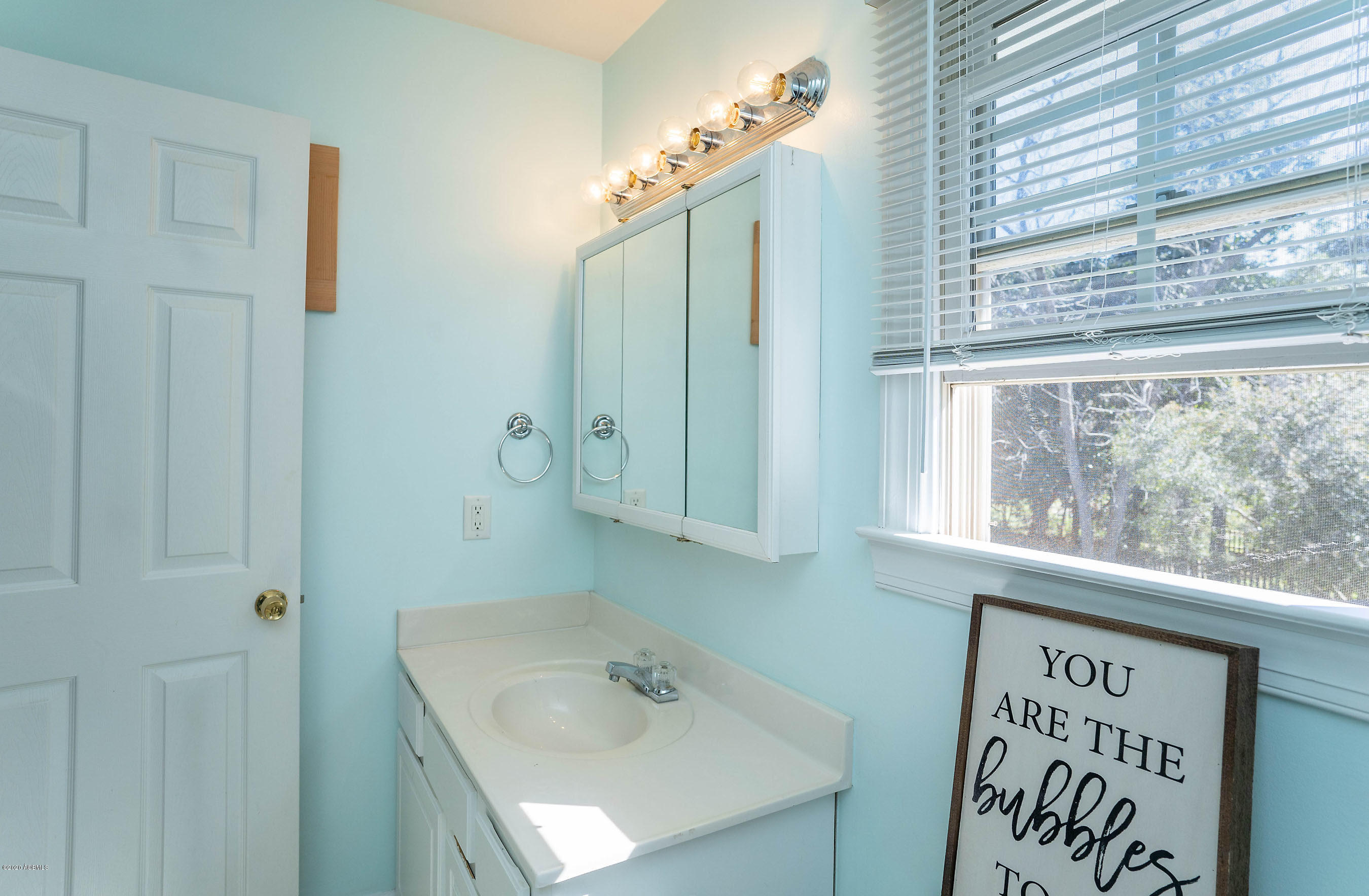 1309 Broad Street Beaufort, SC 29902 - Photo 19 of 29 DSC00092-SMALL