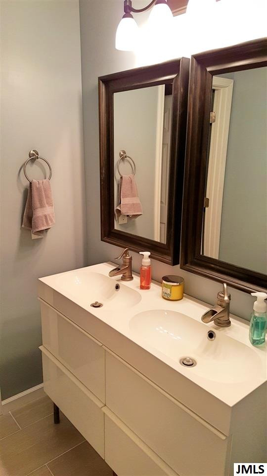 7857 Napoleon Road Jackson, MI 49201 - Photo 7 of 18 Photo 7