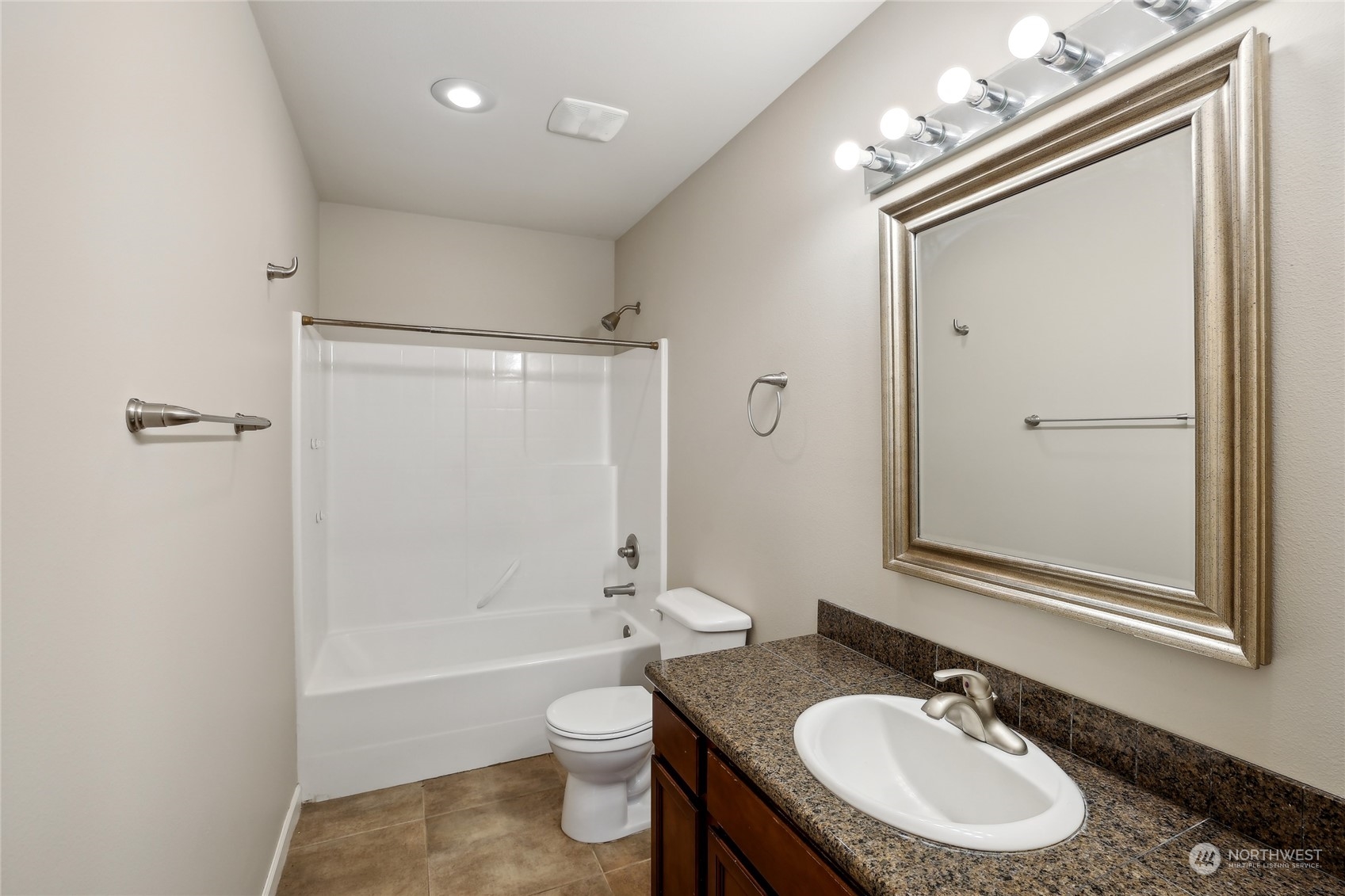 2820 Northeast 7th Street Renton, WA 98056 - Photo 17 of 25