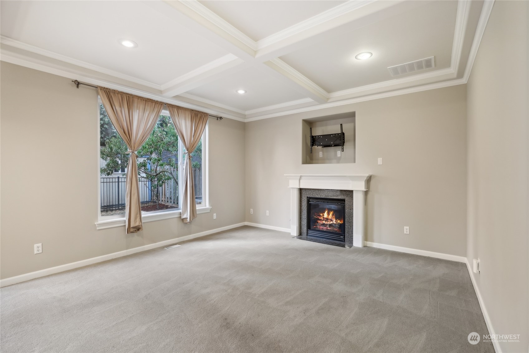 2820 Northeast 7th Street Renton, WA 98056 - Photo 4 of 25