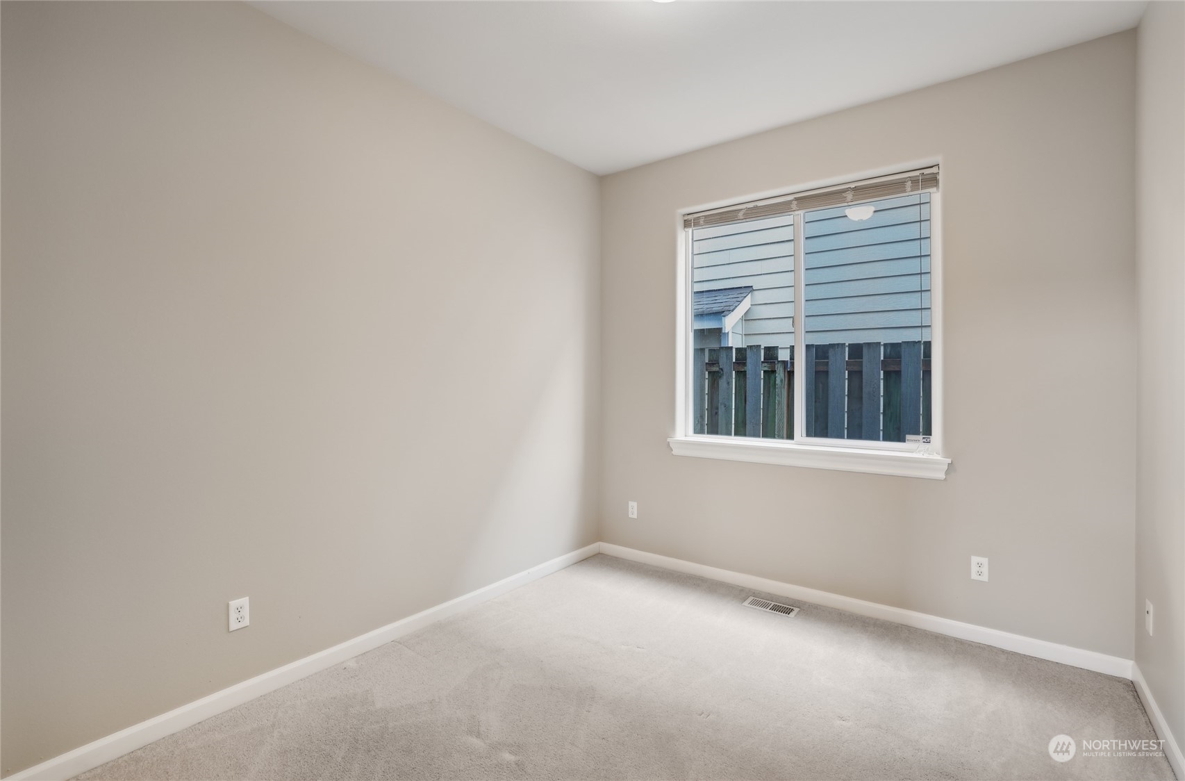 2820 Northeast 7th Street Renton, WA 98056 - Photo 8 of 25